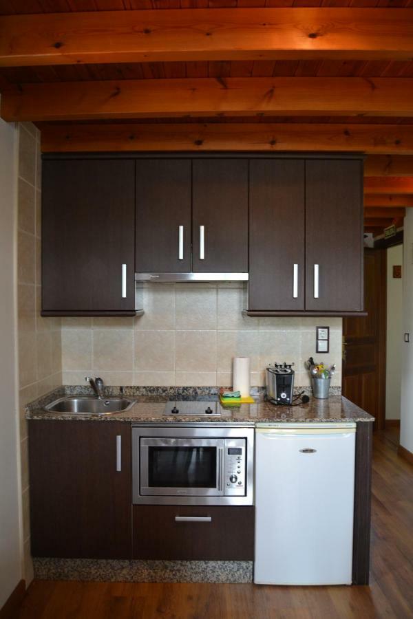 Apartamentos Rurales La Cirigueena Oles Exterior photo